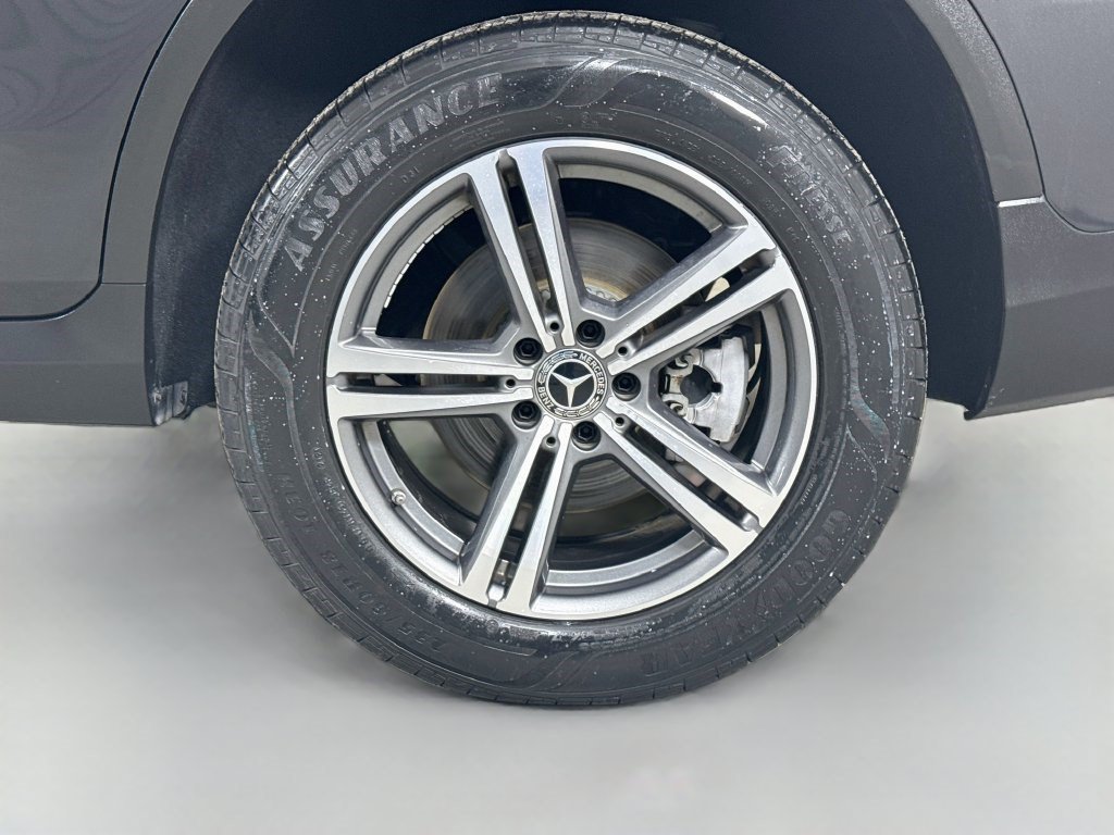 Used 2020 Mercedes-Benz GLC 300 image 35