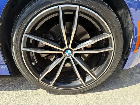 Certified 2023 BMW 330i Sedan w/ M Sport Package RWD image 5