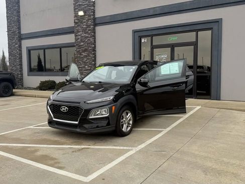 Used 2018 Hyundai Kona SE image 28