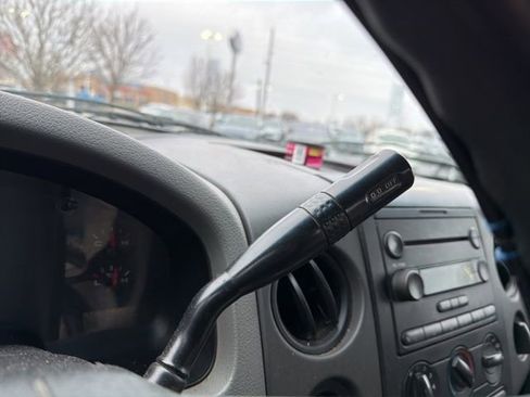 Used 2006 Ford F150 STX image 24