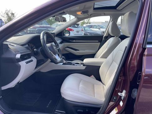 Used 2023 Nissan Altima 2.5 SL AWD/4WD image 15