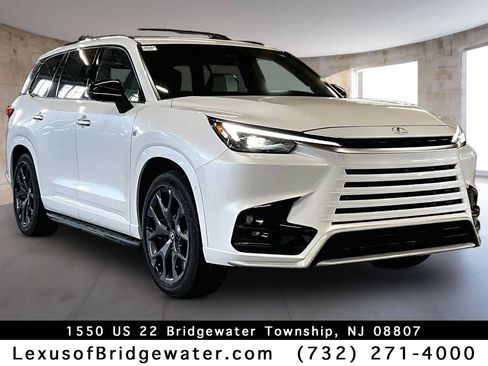 New 2026 Lexus TX 500h AWD image 1