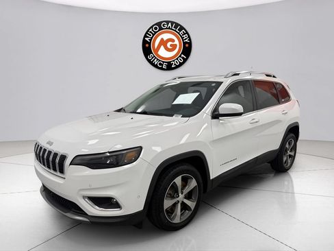 Used 2020 Jeep Cherokee Limited w/ Technology Group FWD image 8