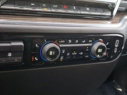 Used 2025 Chevrolet Silverado 1500 LT image 15