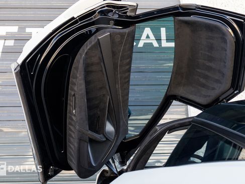 Used 2021 McLaren 765LT image 21