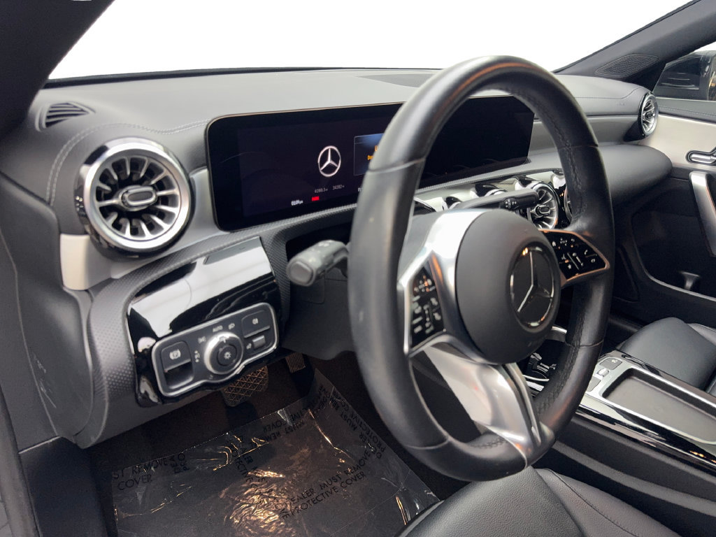 Used 2025 Mercedes-Benz CLA 250 image 49
