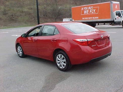 Used 2015 Toyota Corolla LE FWD image 7