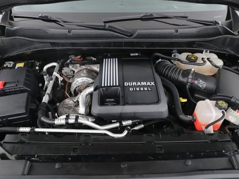 Used 2023 Chevrolet Silverado 1500 Custom Trail Boss w/ LPO, Dark Essentials Package image 15