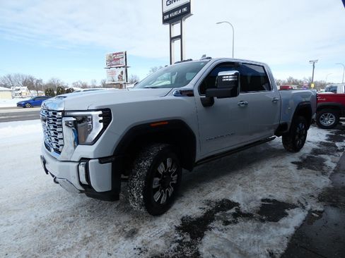 Certified 2025 GMC Sierra 2500 Denali w/ Denali Reserve Package image 6