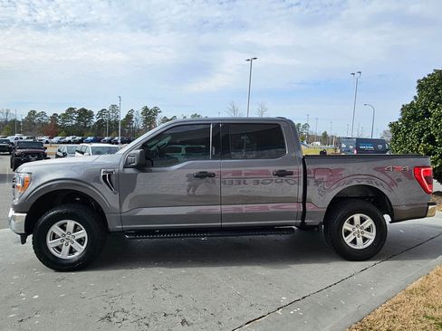 Used 2022 Ford F150 XLT w/ Equipment Group 301A Mid image 4