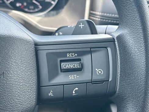 Used 2026 Nissan Rogue S FWD image 19