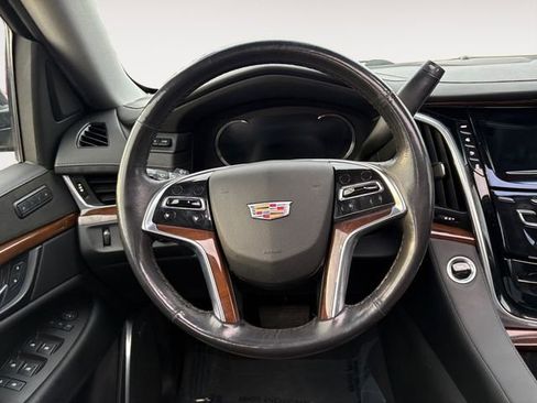 Used 2019 Cadillac Escalade Luxury w/ Escalade Sport Edition image 12