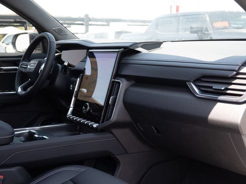 New 2026 GMC Acadia Elevation w/ Black Edition FWD image 26