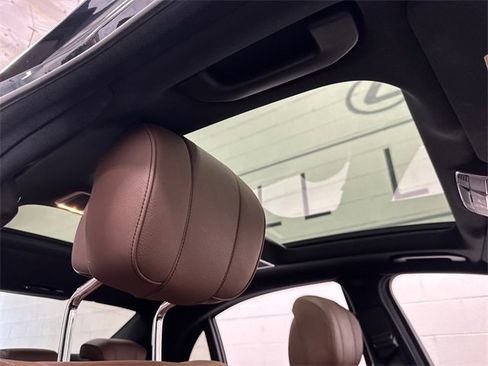 Used 2015 Mercedes-Benz S 550 S 550 image 18