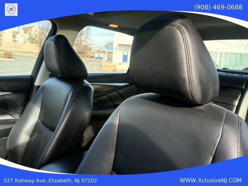 Used 2018 INFINITI Q50 Luxe w/ Essential Package (3.0T Luxe) image 10