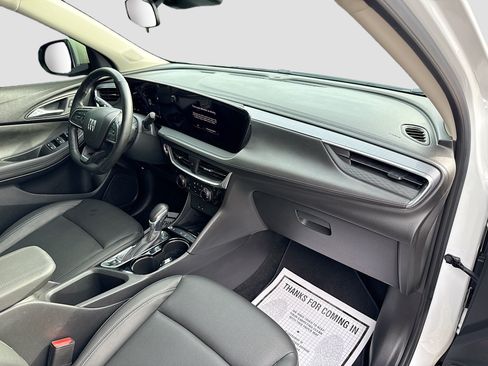 Used 2024 Buick Encore GX Sport Touring w/ Comfort Package FWD image 14