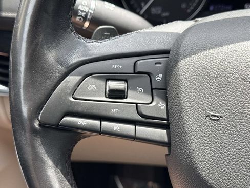 Used 2019 Cadillac XT4 Premium Luxury w/ Technology Package AWD/4WD image 38