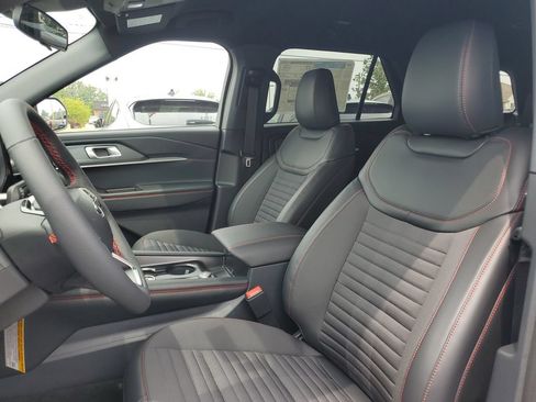 New 2026 Ford Explorer ST-Line AWD/4WD image 8