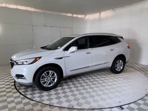 Used 2020 Buick Enclave Essence FWD image 5