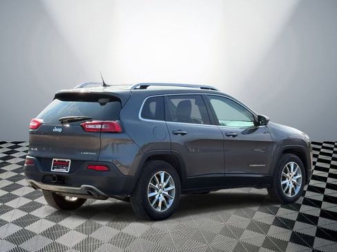Used 2014 Jeep Cherokee Limited w/ Luxury Group AWD/4WD image 6