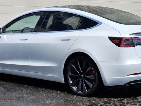 Used 2020 Tesla Model 3 Performance AWD/4WD image 3