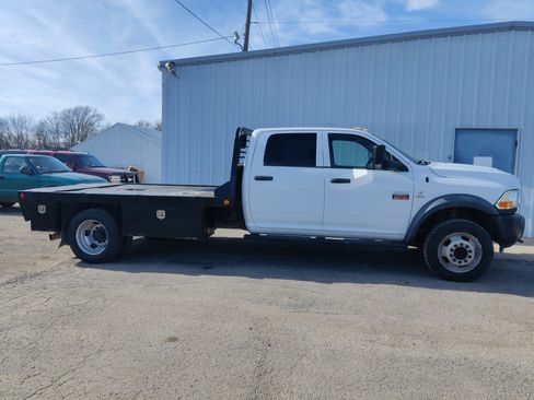 Used 2011 RAM 5500 4x4 Crew Cab image 1