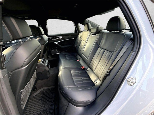 Used 2022 Audi S6 Prestige AWD/4WD image 26