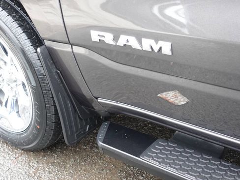 Used 2022 RAM 1500 Big Horn AWD/4WD image 14