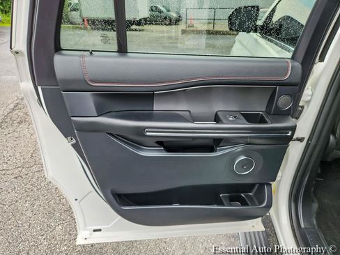 Used 2021 Ford Expedition Max Limited w/ Equipment Group 303A AWD/4WD image 29