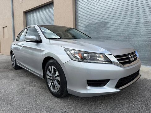 Used 2013 Honda Accord LX image 2