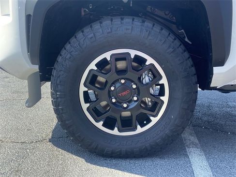 New 2025 Toyota Tacoma TRD Off-Road image 11