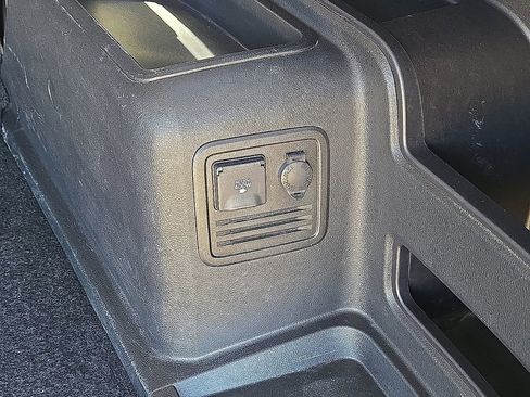 Used 2024 Toyota 4Runner TRD Off-Road Premium image 15