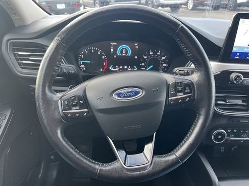 Used 2020 Ford Escape SEL image 39