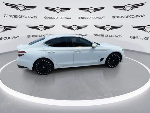 Used 2025 Genesis G70 2.5T RWD image 8