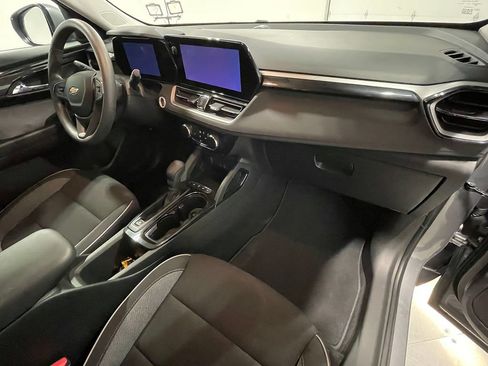 Used 2024 Chevrolet TrailBlazer LT w/ Driver Confidence Package AWD/4WD image 26