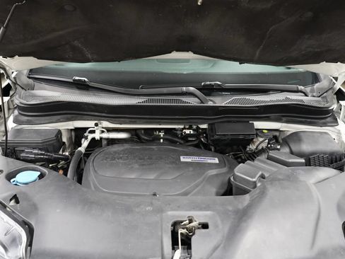 Used 2017 Honda Pilot Touring image 26
