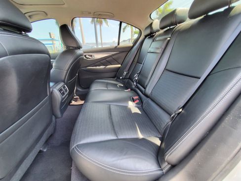 Used 2016 INFINITI Q50 Red Sport 400 w/ All Weather Package image 13