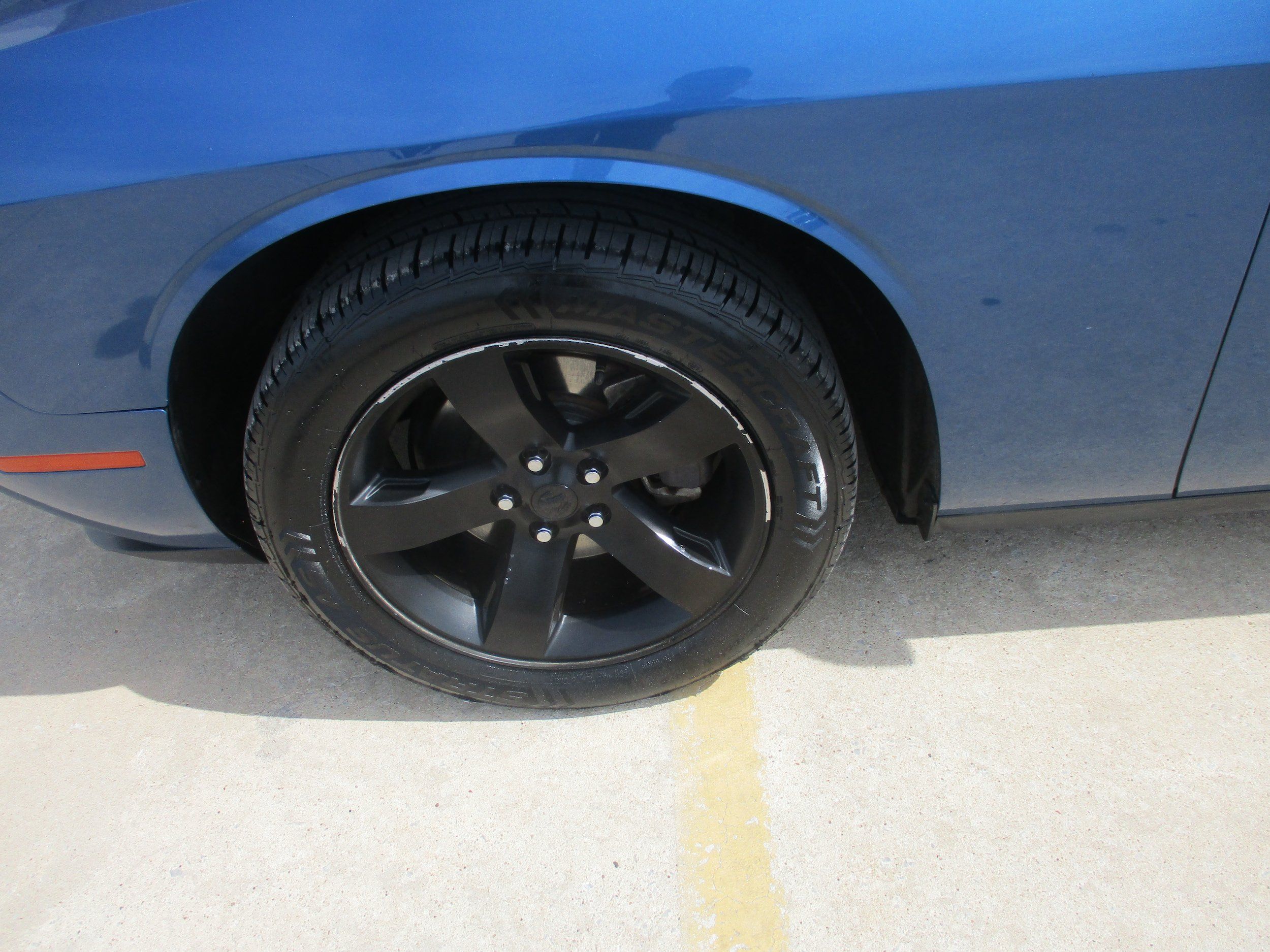 Used 2021 Dodge Challenger SXT RWD image 3