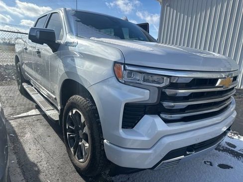 Certified 2025 Chevrolet Silverado 1500 High Country w/ Technology Package image 4