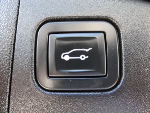 Used 2019 Cadillac XT5 Luxury FWD image 38