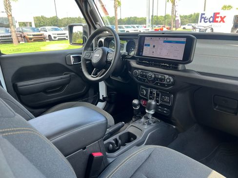 Certified 2025 Jeep Wrangler Unlimited Sport S 4xe AWD/4WD image 15