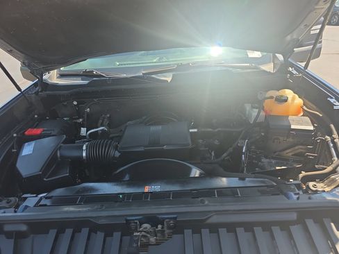Certified 2020 Chevrolet Silverado 3500 LT w/ Convenience Package AWD/4WD image 25