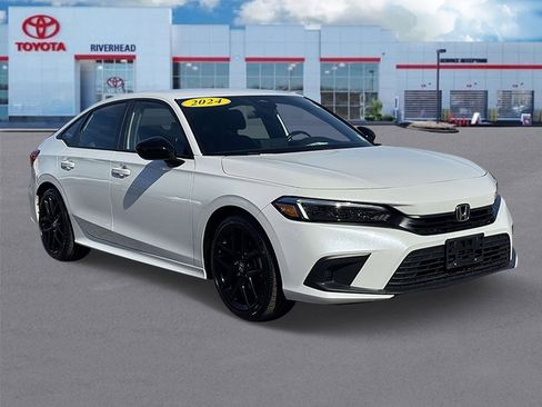 Used 2024 Honda Civic Sport image 2