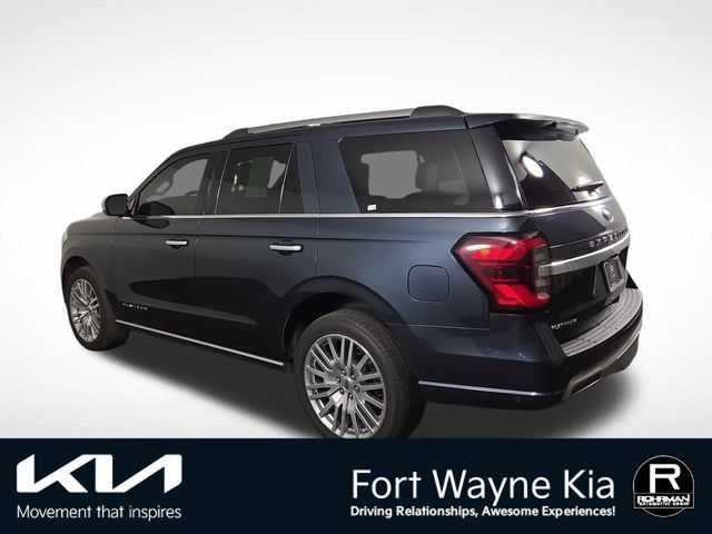 Used 2024 Ford Expedition Platinum AWD/4WD image 11