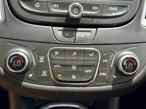 Used 2023 Chevrolet Malibu LT w/ Driver Confidence Package FWD image 28