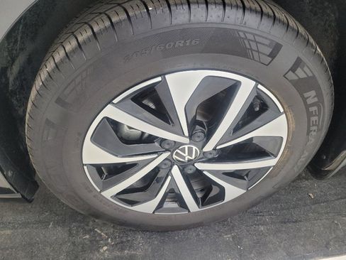 Used 2025 Volkswagen Jetta S FWD image 31