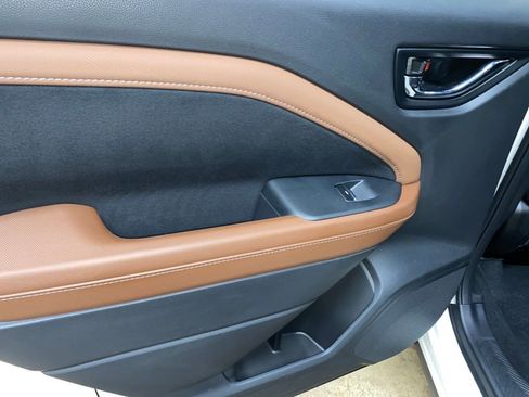 Used 2025 Subaru Forester Touring image 34