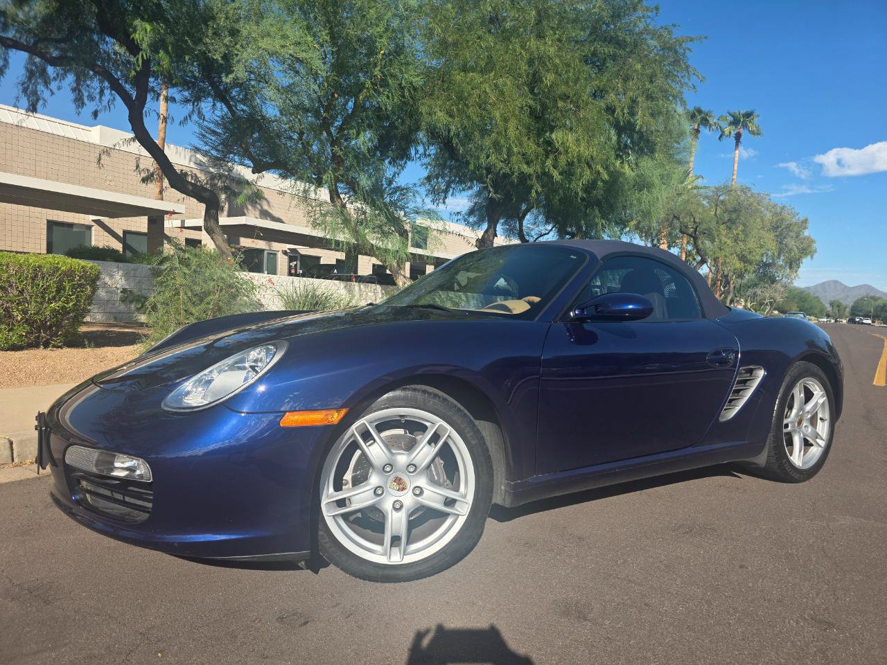 Used 2006 Porsche Boxster RWD image 2
