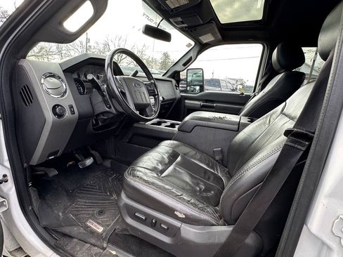 Used 2012 Ford F250 Lariat w/ Chrome Pkg AWD/4WD image 8