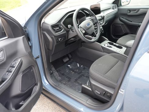 Used 2024 Ford Escape Active AWD/4WD image 15